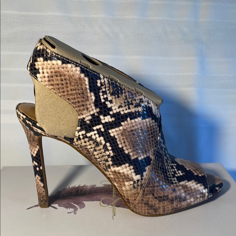 Jessica Simpson JD- JELI SIA Peep Toe Heels - Picture 2 of 7